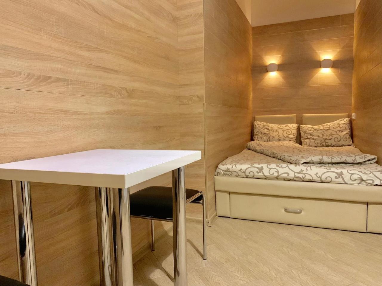 Невелика Smart Квартира В Центрі Для Пари Lviv Eksteriør bilde